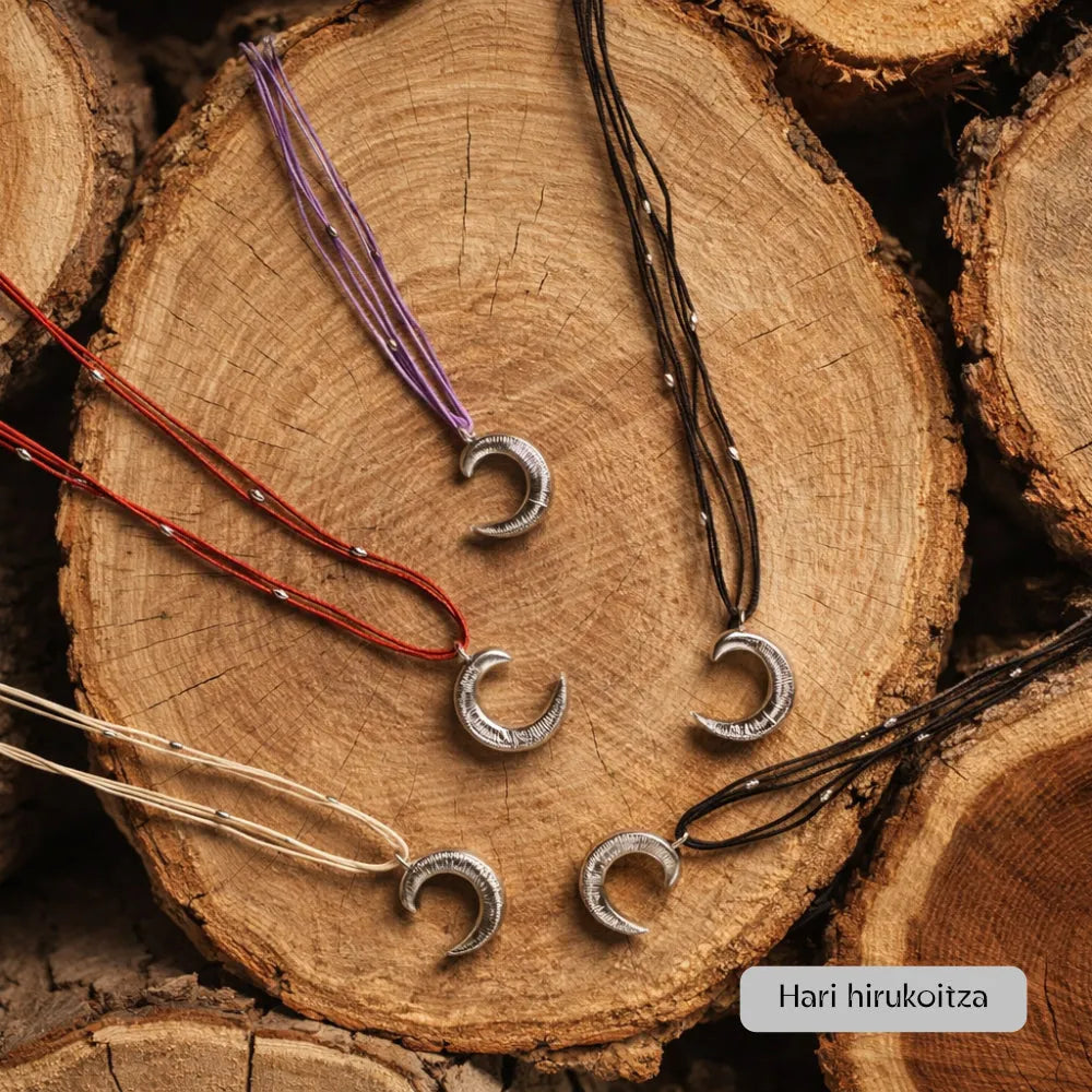 Akerbeltz hari hirukoitza