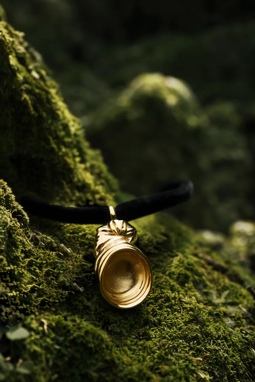 Sorgin lepokoa renderra basoan.